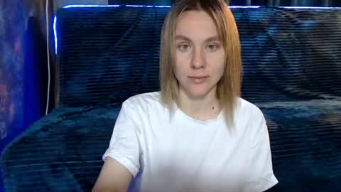 baby_kitte online show from July 10, 2026, 8:18 am