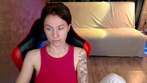 baby_kitte online show from August 4, 2026, 2:04 am