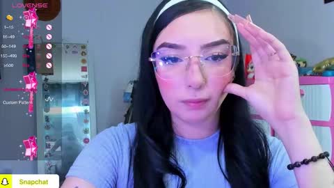 Snapshot of baby_lily1 chatting on October 9, 2025, 2:37 pm lily online show from October 9, 2025, 2:37 pm