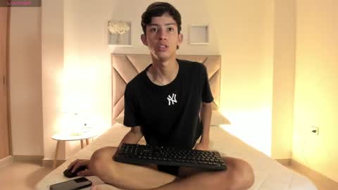 baby_noaht online show from June 2, 2026, 12:51 pm