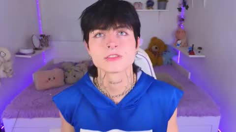  Dani  online show from November 21, 2025, 8:02 am