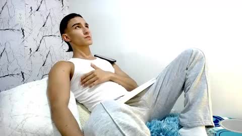 Snapshot of babyandy_ chatting on July 28, 2026, 11:04 pm ANDY online show from July 28, 2026, 11:04 pm