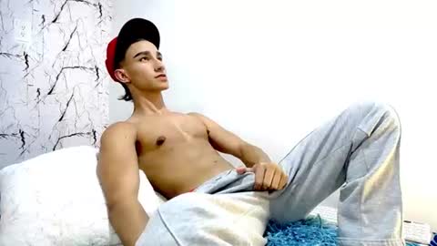 Snapshot of babyandy_ chatting on July 30, 2026, 10:42 pm ANDY online show from July 30, 2026, 10:42 pm