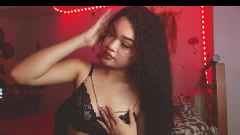 babybombom08 online show from March 27, 2026, 9:36 pm