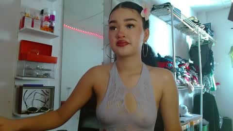 Snapshot of babybombom08 chatting on June 1, 2026, 7:15 pm babybombom08 online show from June 1, 2026, 7:15 pm