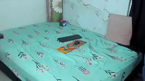 Snapshot of babycam23_ chatting on March 13, 2026, 4:19 am babycam23_ online show from March 13, 2026, 4:19 am