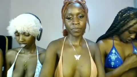Snapshot of babydoll_230 chatting on July 6, 2026, 3:14 pm Babydoll 230 online show from July 6, 2026, 3:14 pm