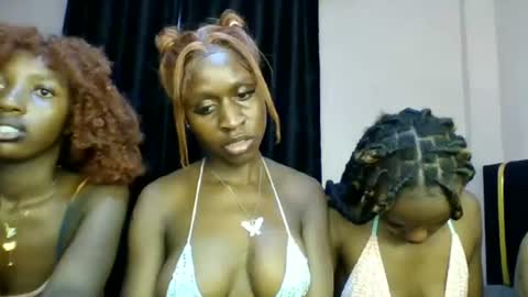 Snapshot of babydoll_230 chatting on July 14, 2026, 2:56 pm Babydoll 230 online show from July 14, 2026, 2:56 pm