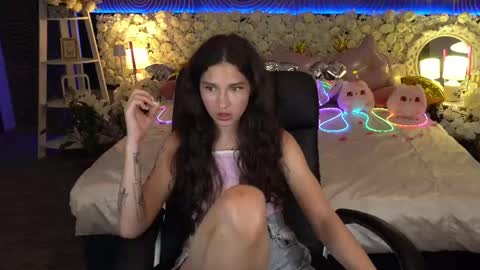 Snapshot of babyflowerr chatting on May 8, 2026, 7:08 pm Sasha online show from May 8, 2026, 7:08 pm