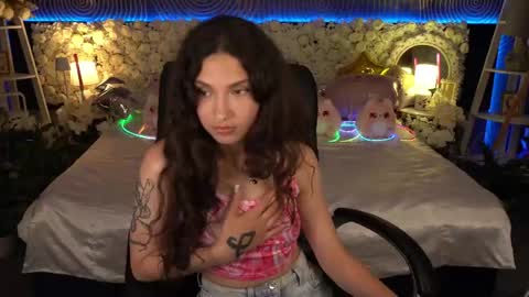 Snapshot of babyflowerr chatting on May 15, 2026, 6:48 pm Sasha online show from May 15, 2026, 6:48 pm