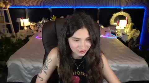 Snapshot of babyflowerr chatting on June 14, 2026, 7:05 pm Sasha online show from June 14, 2026, 7:05 pm