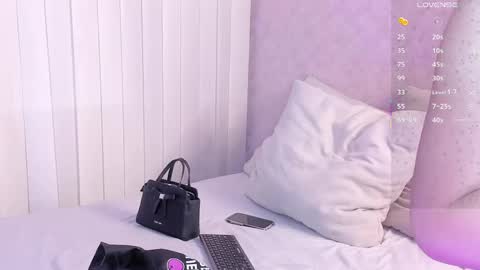 babyfoxxx_ online show from May 1, 2026, 11:26 am