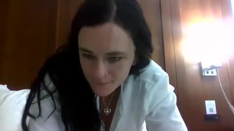 Snapshot of babygirl22bb chatting on December 14, 2025, 1:00 am babygirl22bb online show from December 14, 2025, 1:00 am