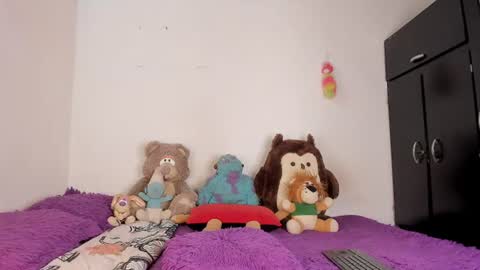 Snapshot of babyhorny_777 chatting on June 25, 2026, 2:33 am babyhorny_777 online show from June 25, 2026, 2:33 am