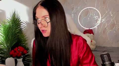 Sophia online show from January 11, 2026, 4:17 am