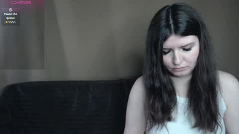 babykaten online show from April 30, 2026, 3:02 am