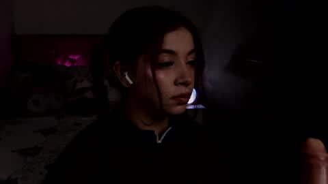 Snapshot of babykathia_ chatting on June 17, 2026, 9:23 am kathisaenz online show from June 17, 2026, 9:23 am