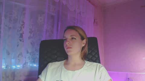 Snapshot of babymuro4ka chatting on January 25, 2025, 3:40 am Sonya online show from January 25, 2025, 3:40 am