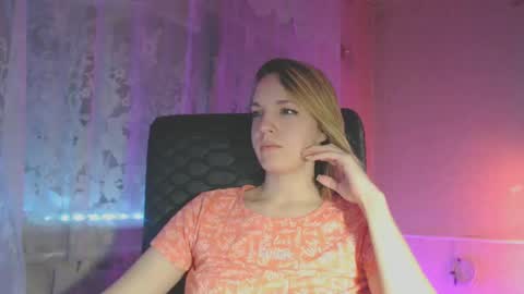 Snapshot of babymuro4ka chatting on February 14, 2025, 12:41 am Sonya online show from February 14, 2025, 12:41 am