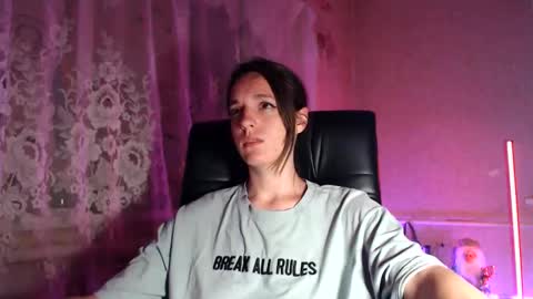 Snapshot of babymuro4ka chatting on June 10, 2026, 7:13 pm Sonya online show from June 10, 2026, 7:13 pm