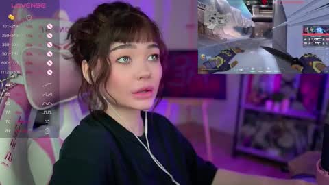 Snapshot of babyroxynill chatting on January 26, 2025, 2:14 am Nika online show from January 26, 2025, 2:14 am