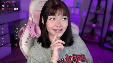 Snapshot of babyroxynill chatting on February 21, 2025, 11:21 pm Nika online show from February 21, 2025, 11:21 pm