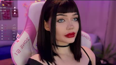 Snapshot of babyroxynill chatting on June 1, 2026, 8:43 pm Nika online show from June 1, 2026, 8:43 pm