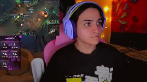 Snapshot of babysofix_ chatting on October 13, 2025, 8:36 am babysofix_ online show from October 13, 2025, 8:36 am