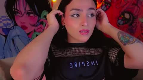 Snapshot of babysofix_ chatting on November 4, 2025, 1:32 pm babysofix_ online show from November 4, 2025, 1:32 pm