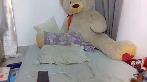 babytylerr online show from April 29, 2026, 12:31 pm