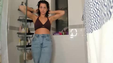 BabyWolfies online show from December 14, 2025, 11:20 pm