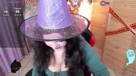 Snapshot of babyyulli chatting on October 28, 2025, 8:40 am babyyulli online show from October 28, 2025, 8:40 am