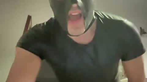 bach online show from December 2, 2025, 3:29 pm