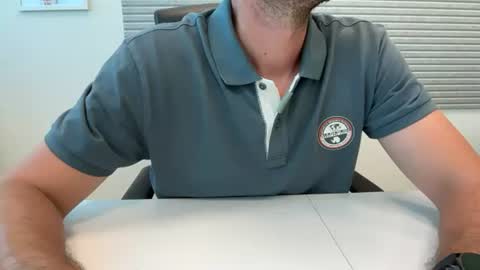 Snapshot of backtoureon chatting on July 14, 2026, 10:32 am backtoureon online show from July 14, 2026, 10:32 am