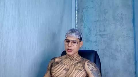 bad_boytoh online show from February 11, 2026, 1:38 pm