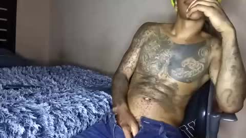 Snapshot of bad_dawgg chatting on June 25, 2026, 8:35 pm rastafaria online show from June 25, 2026, 8:35 pm