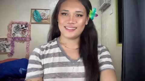 AMARA - FOLLOW ME AND THUMBS UP online show from February 16, 2026, 11:39 am