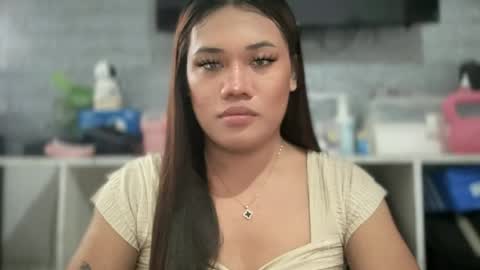 AMARA - FOLLOW ME AND THUMBS UP online show from June 24, 2026, 1:26 am