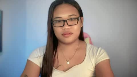 AMARA - FOLLOW ME AND THUMBS UP online show from July 25, 2026, 12:20 am