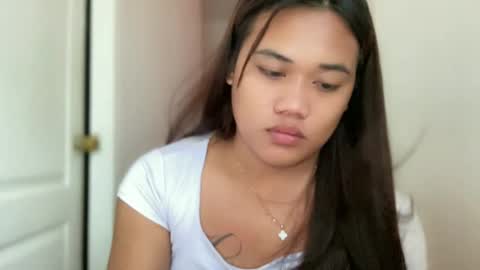 AMARA - FOLLOW ME AND THUMBS UP online show from July 25, 2026, 11:24 pm
