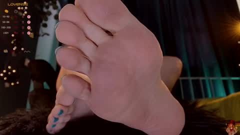 Franki online show from November 20, 2025, 8:36 am