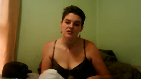 Snapshot of badbitch2026212670 chatting on April 6, 2026, 5:36 pm badbitch2026212670 online show from April 6, 2026, 5:36 pm