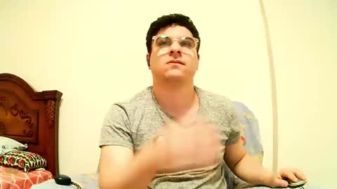 Snapshot of badboixx chatting on September 17, 2025, 11:28 pm badboixx online show from September 17, 2025, 11:28 pm