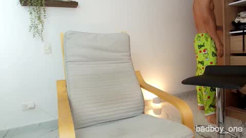 jhojan online show from January 11, 2026, 1:27 pm