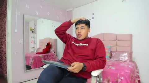 JUAN online show from May 7, 2026, 2:50 am