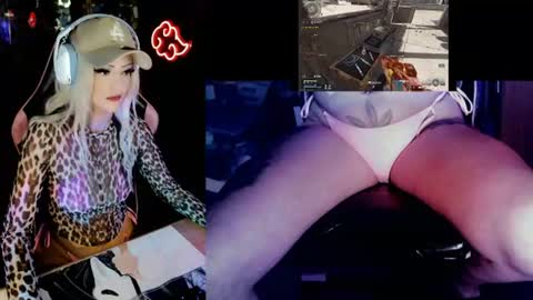 Snapshot of badd0ll chatting on July 21, 2026, 2:19 pm badd0ll online show from July 21, 2026, 2:19 pm