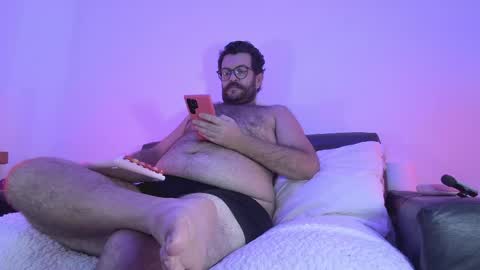 Snapshot of baddaddybrasil chatting on May 6, 2026, 12:21 pm Baddaddybrazil online show from May 6, 2026, 12:21 pm