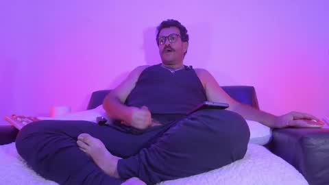 Snapshot of baddaddybrasil chatting on May 12, 2026, 6:49 pm Baddaddybrazil online show from May 12, 2026, 6:49 pm