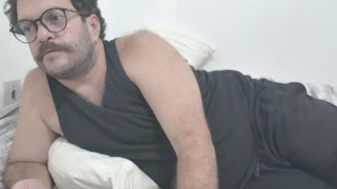 Snapshot of baddaddybrasil chatting on May 17, 2026, 12:19 am Baddaddybrazil online show from May 17, 2026, 12:19 am