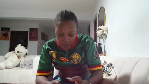 Snapshot of baddestslut001 chatting on June 2, 2026, 8:33 pm baddestslut001 online show from June 2, 2026, 8:33 pm